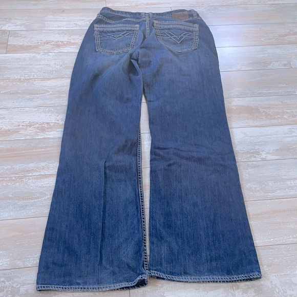 Men’s Buckle Bootcut jeans - Picture 3 of 3